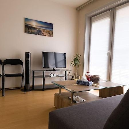 Cozy Studio With Pool Close To The Sea Ostend Exterior photo