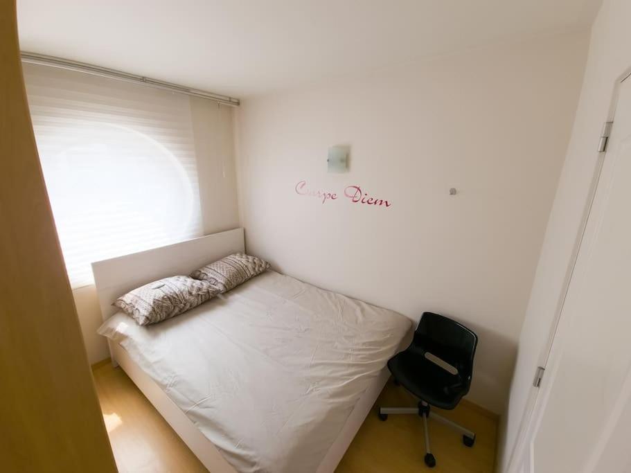 Cozy Studio With Pool Close To The Sea Ostend Exterior photo