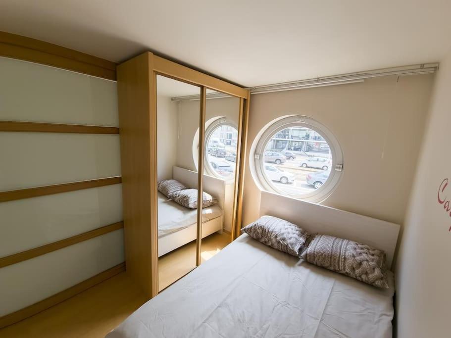 Cozy Studio With Pool Close To The Sea Ostend Exterior photo
