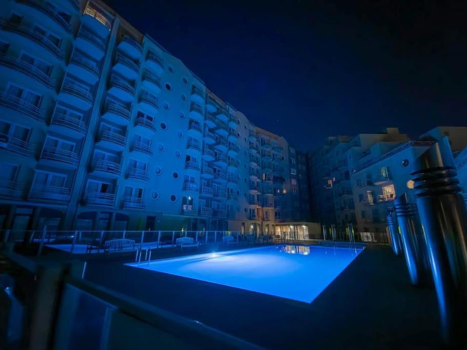 Cozy Studio With Pool Close To The Sea Ostend Exterior photo
