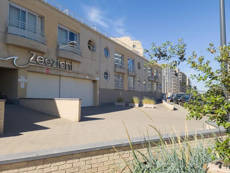 Cozy Studio With Pool Close To The Sea Ostend Exterior photo